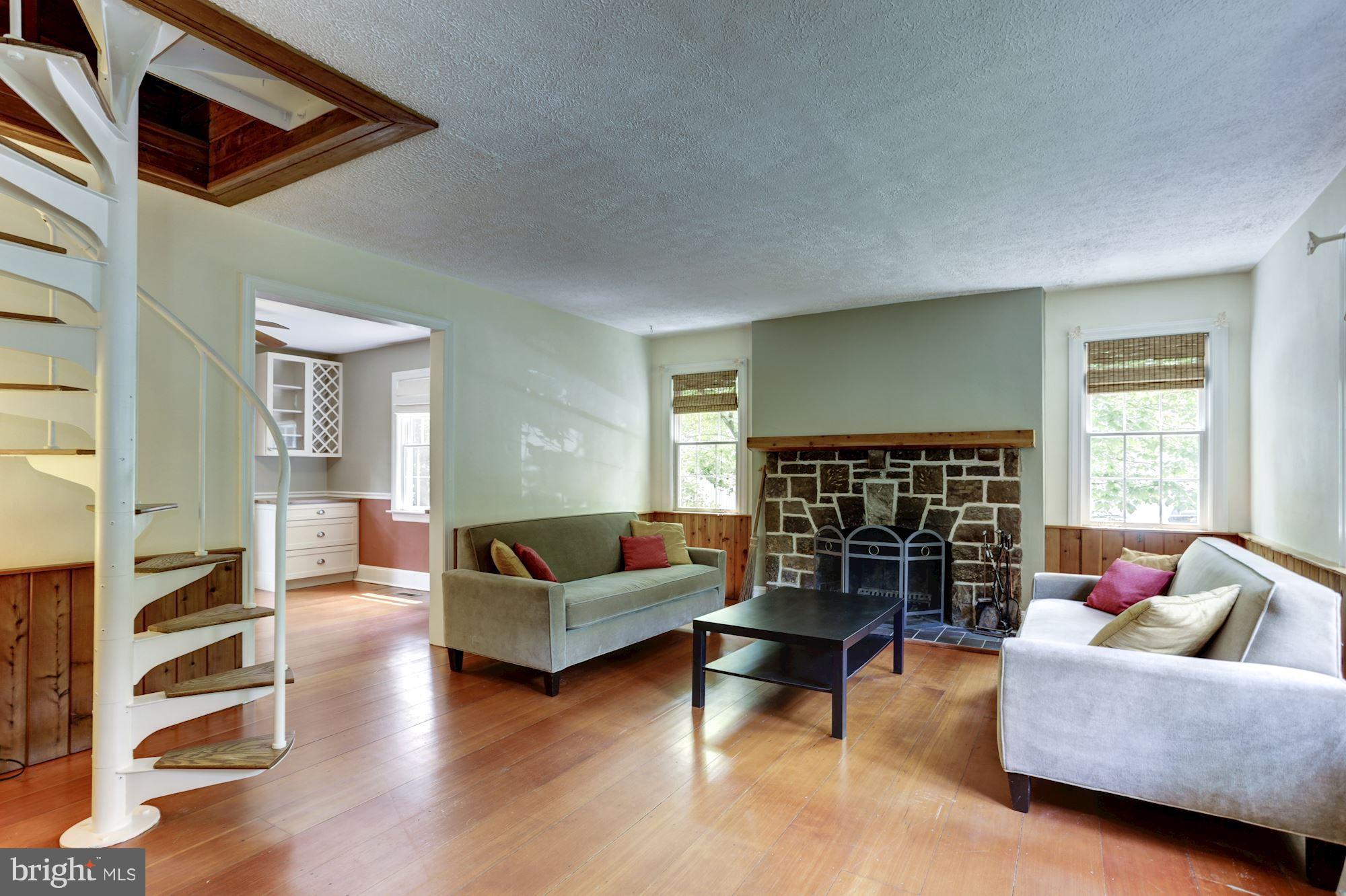 OLDE SEVERNA PARK - Residential Lease