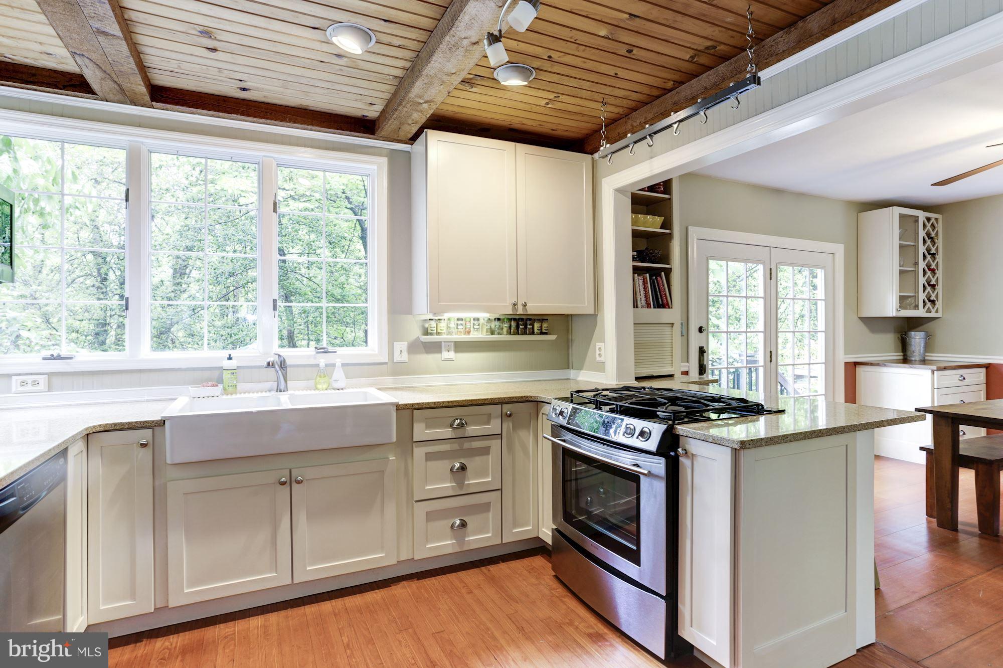 OLDE SEVERNA PARK - Residential Lease