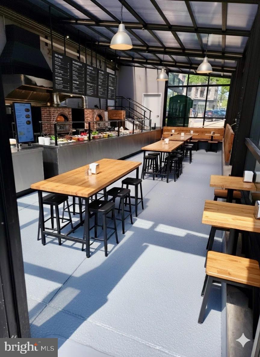 1430 MARYLAND AVENUE NE PORCH