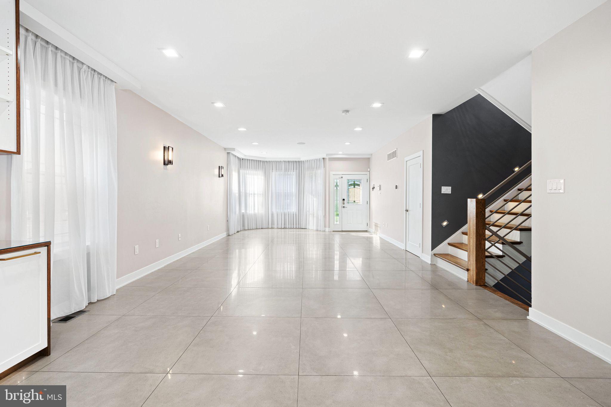 BUSTLETON - Residential Lease