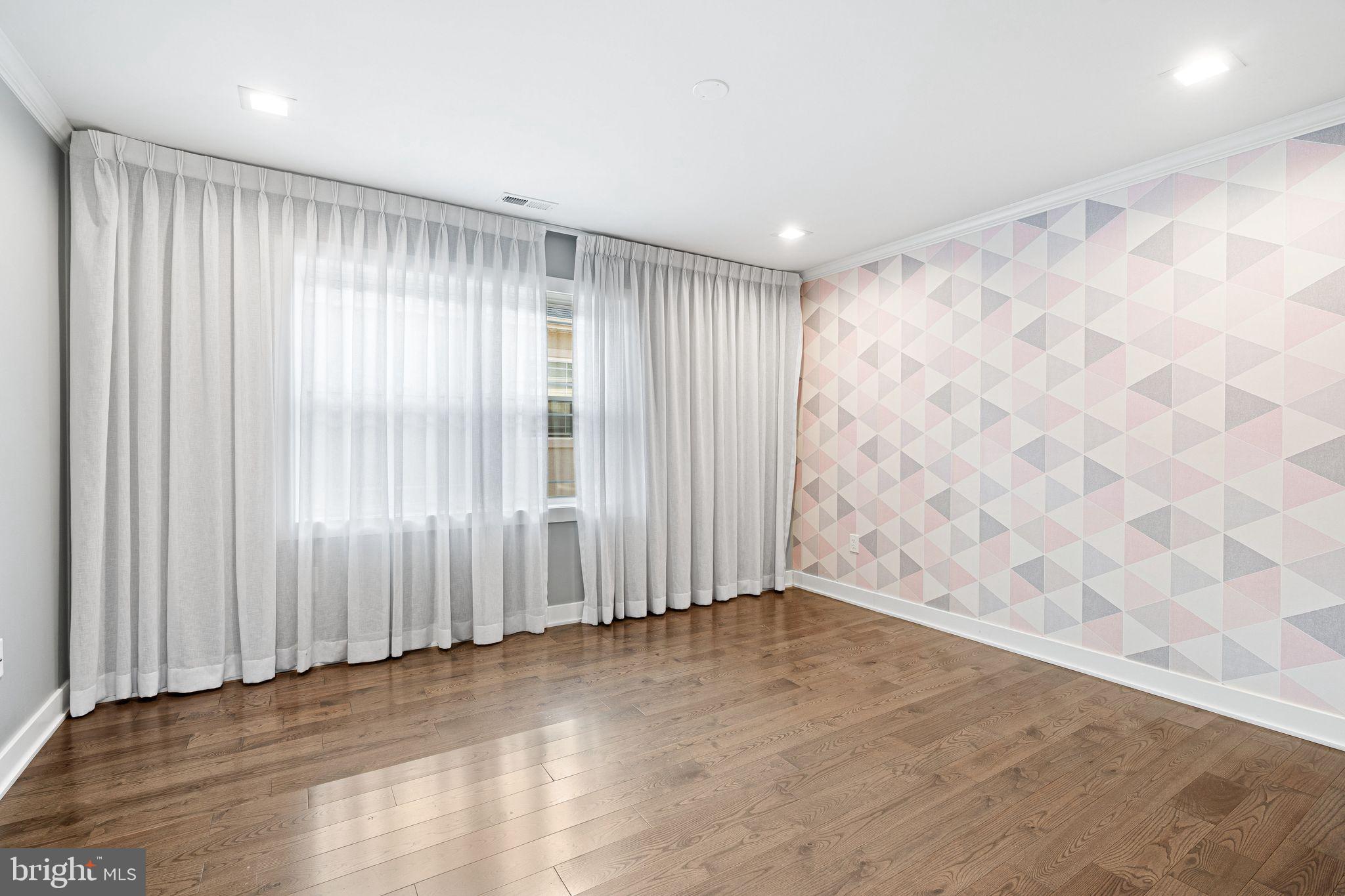 BUSTLETON - Residential Lease