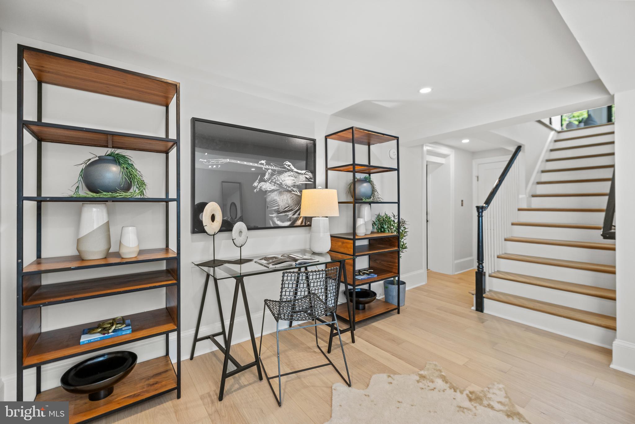 SPRING VALLEY - Residential