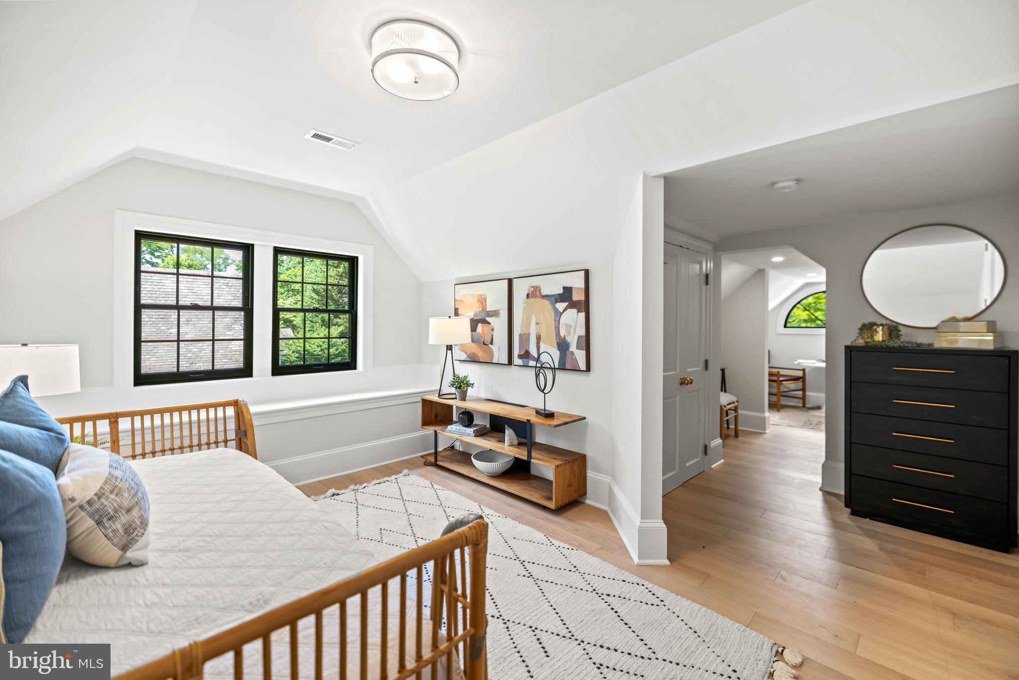 SPRING VALLEY - Residential