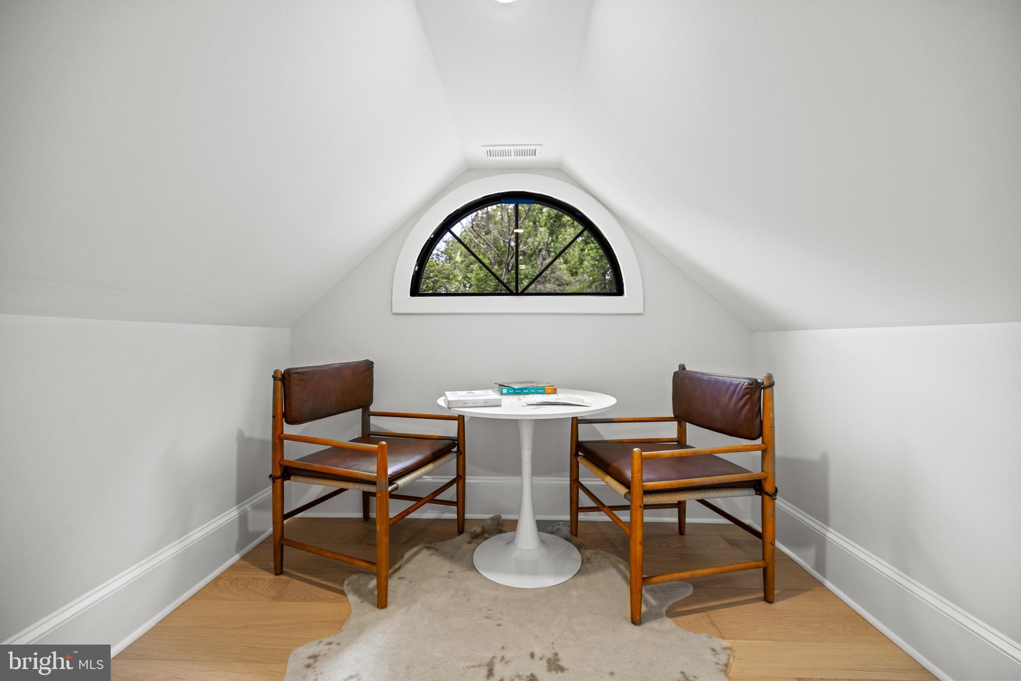 SPRING VALLEY - Residential