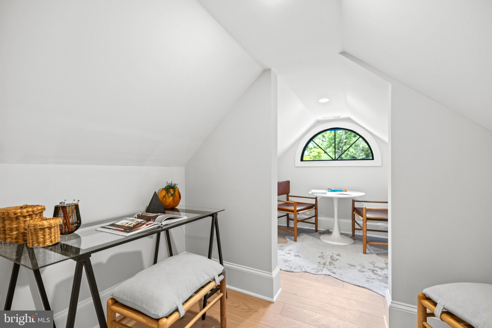 SPRING VALLEY - Residential