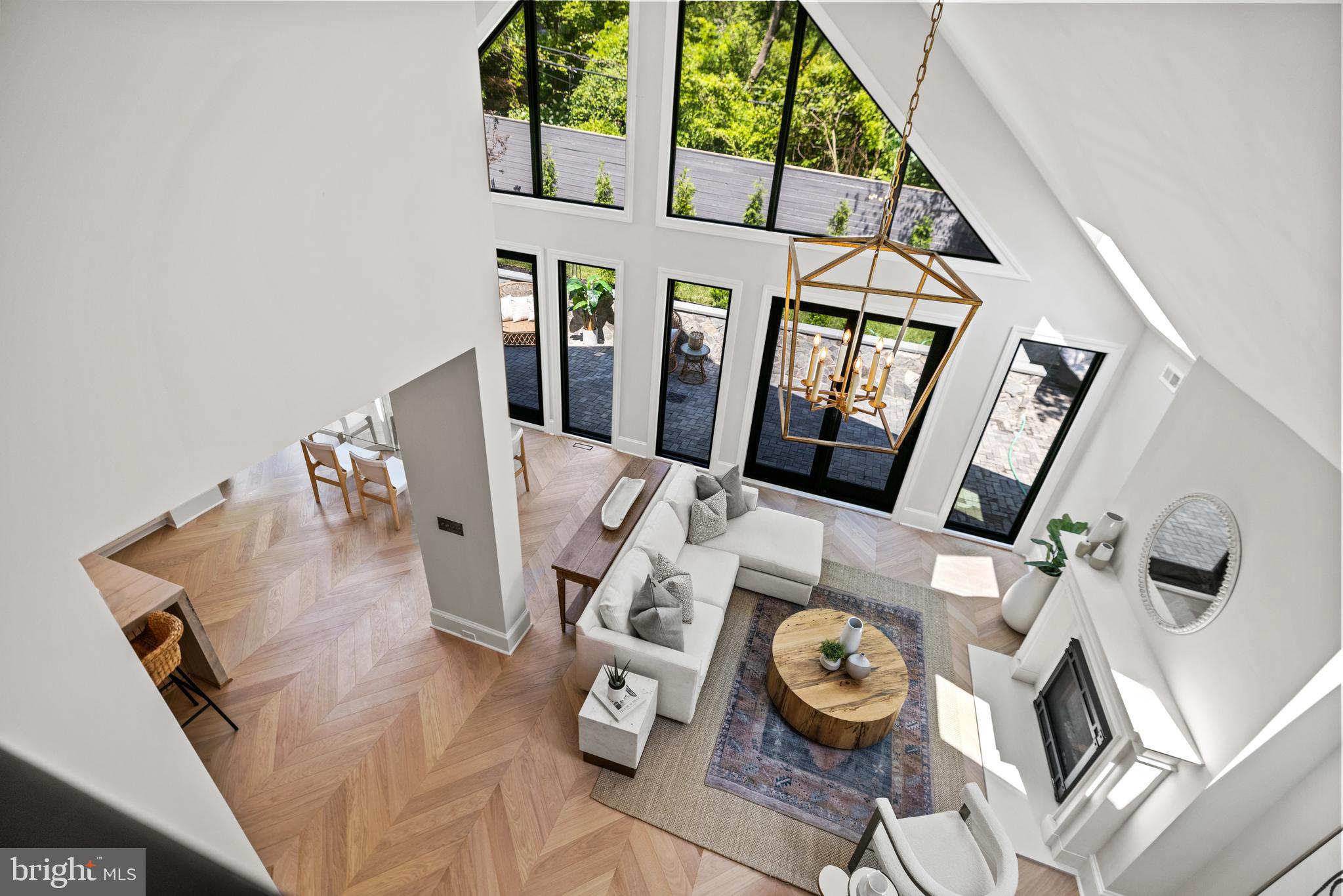SPRING VALLEY - Residential