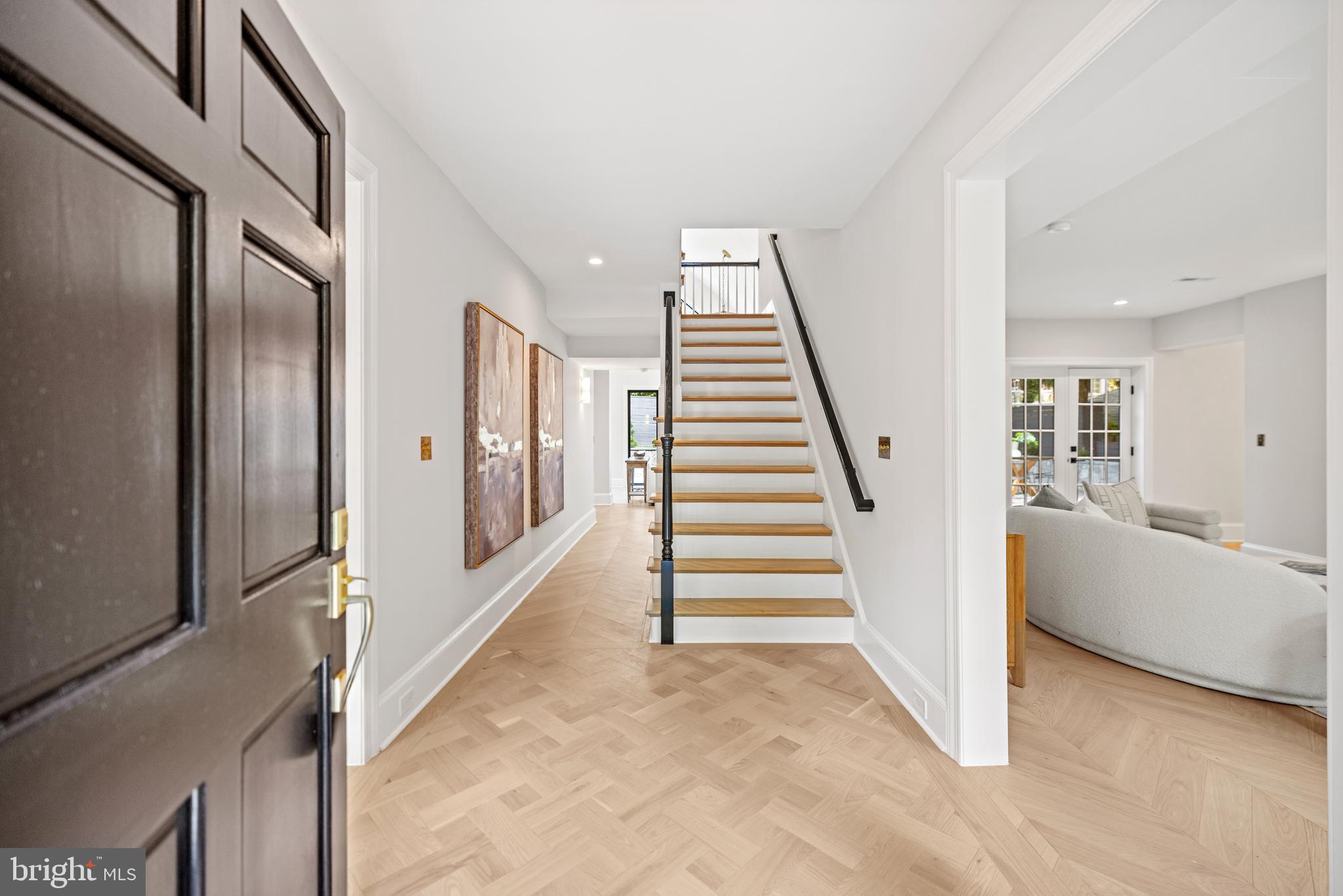 SPRING VALLEY - Residential