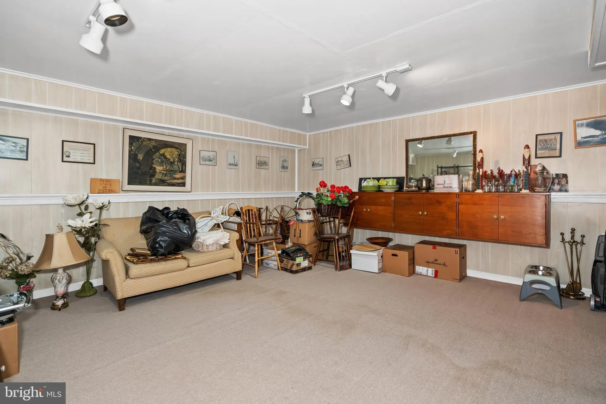 Wilmington, Delaware 19803, United States, 3 Bedrooms Bedrooms, ,2 BathroomsBathrooms,Residential,Active,165759