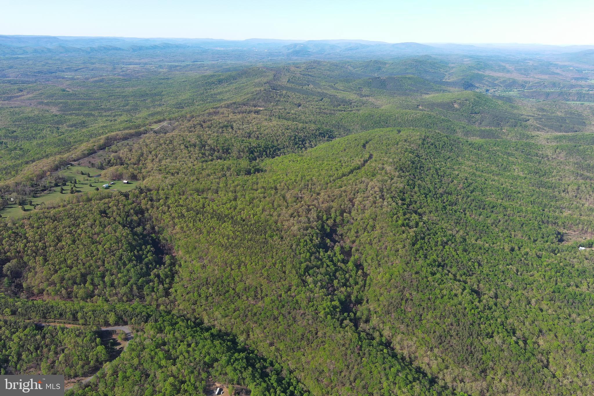 BLUFFS ON THE POTOMAC - Land