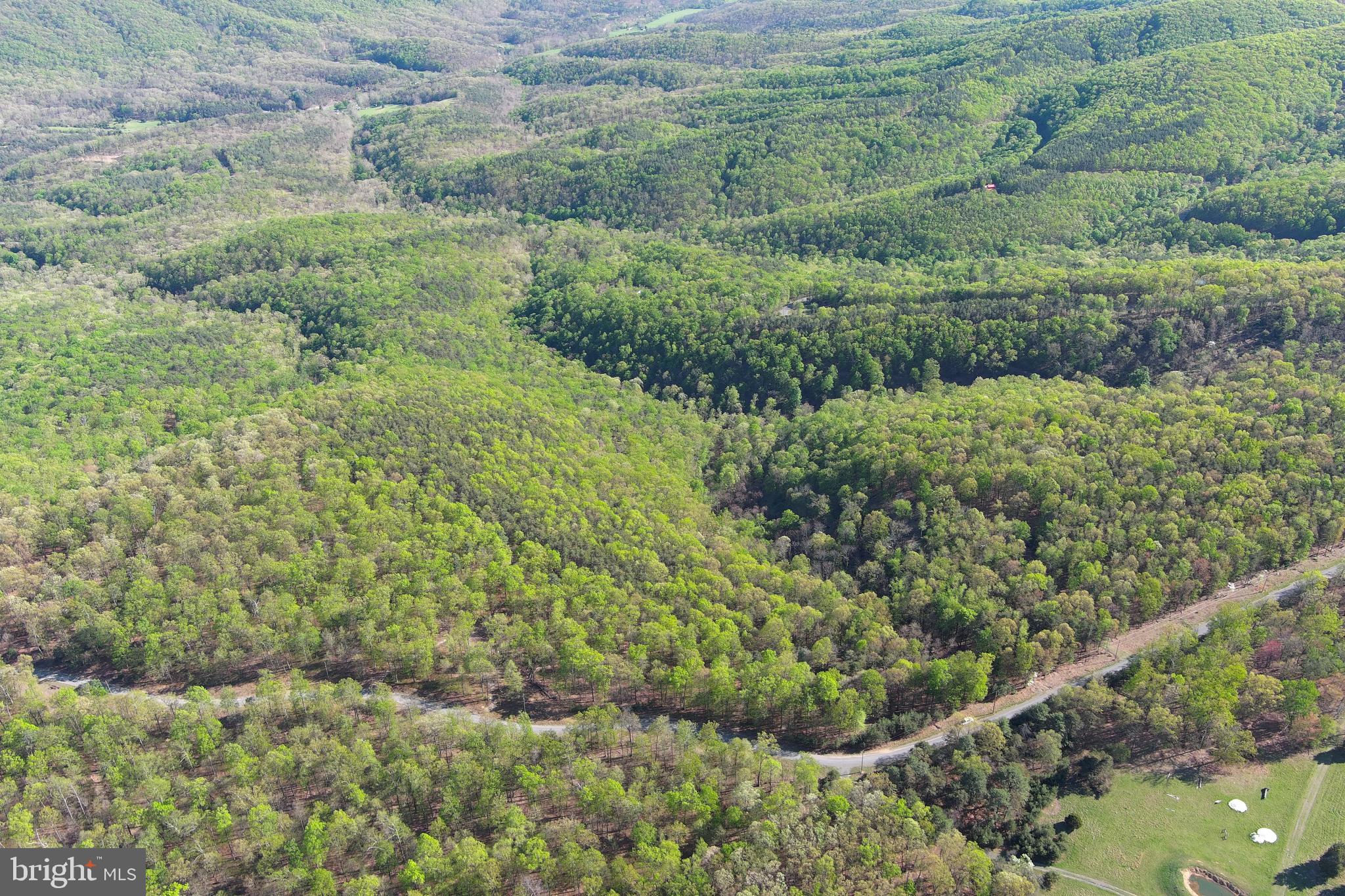 BLUFFS ON THE POTOMAC - Land