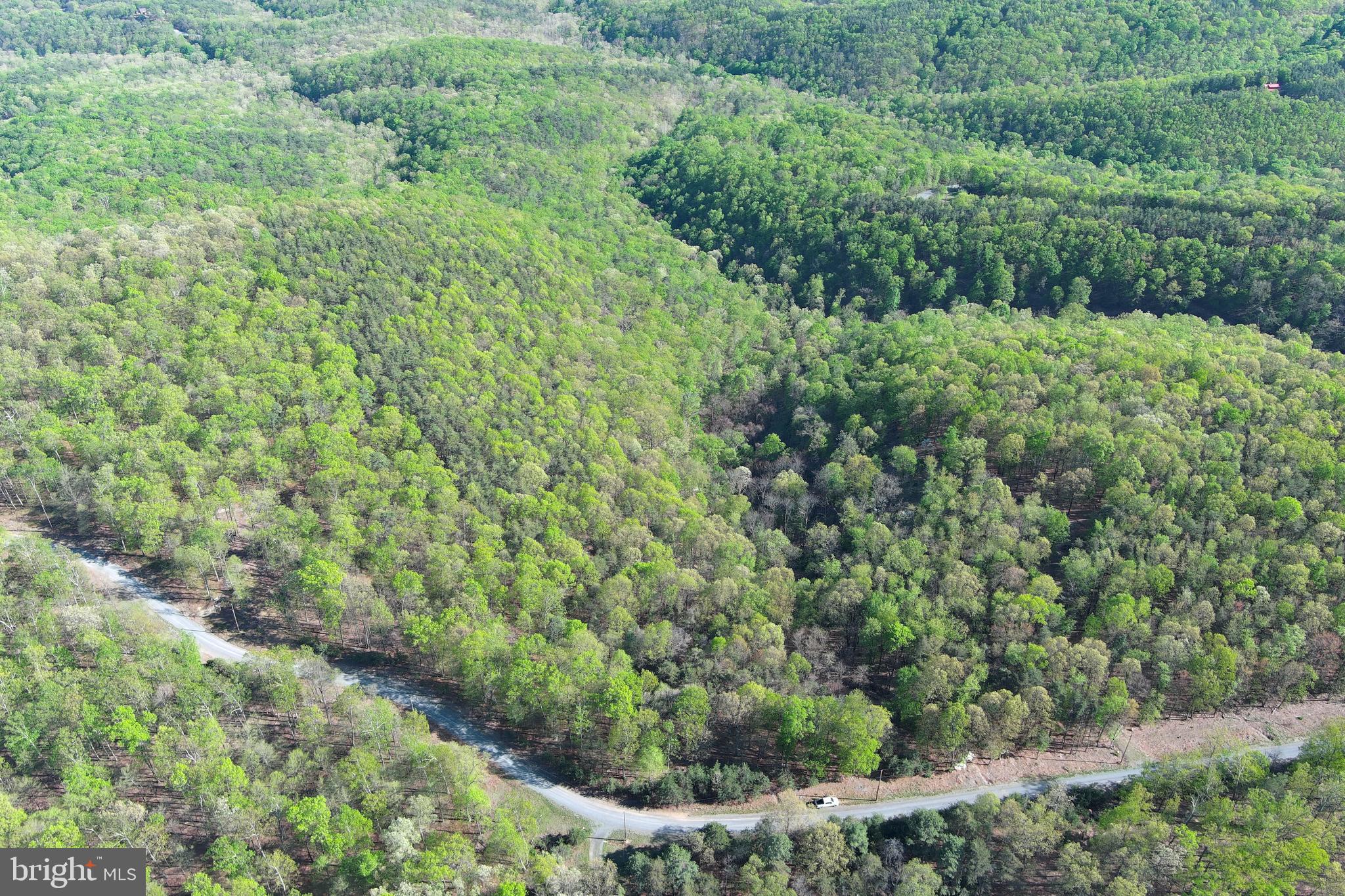 BLUFFS ON THE POTOMAC - Land
