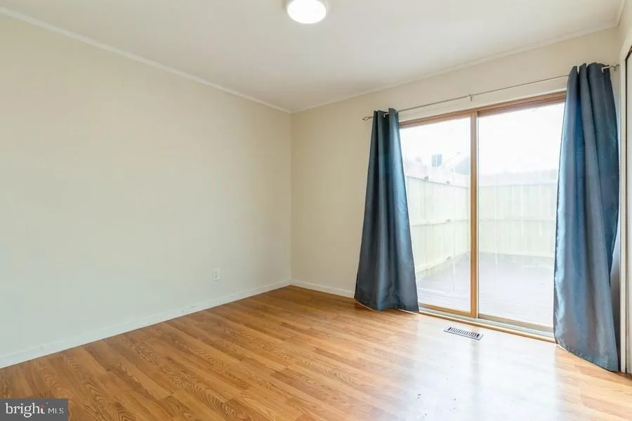 Marlton, New Jersey 08053, United States, 4 Bedrooms Bedrooms, ,2 BathroomsBathrooms,Residential,Contingent,182608