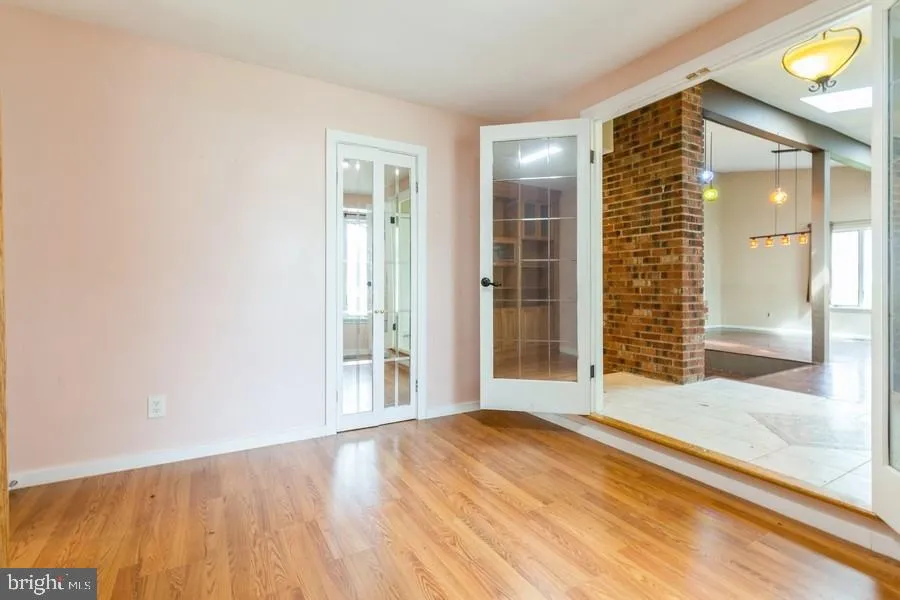 Marlton, New Jersey 08053, United States, 4 Bedrooms Bedrooms, ,2 BathroomsBathrooms,Residential,Contingent,182608