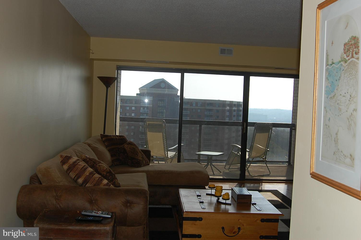 WATERGATE AT LANDMARK - Residential Lease