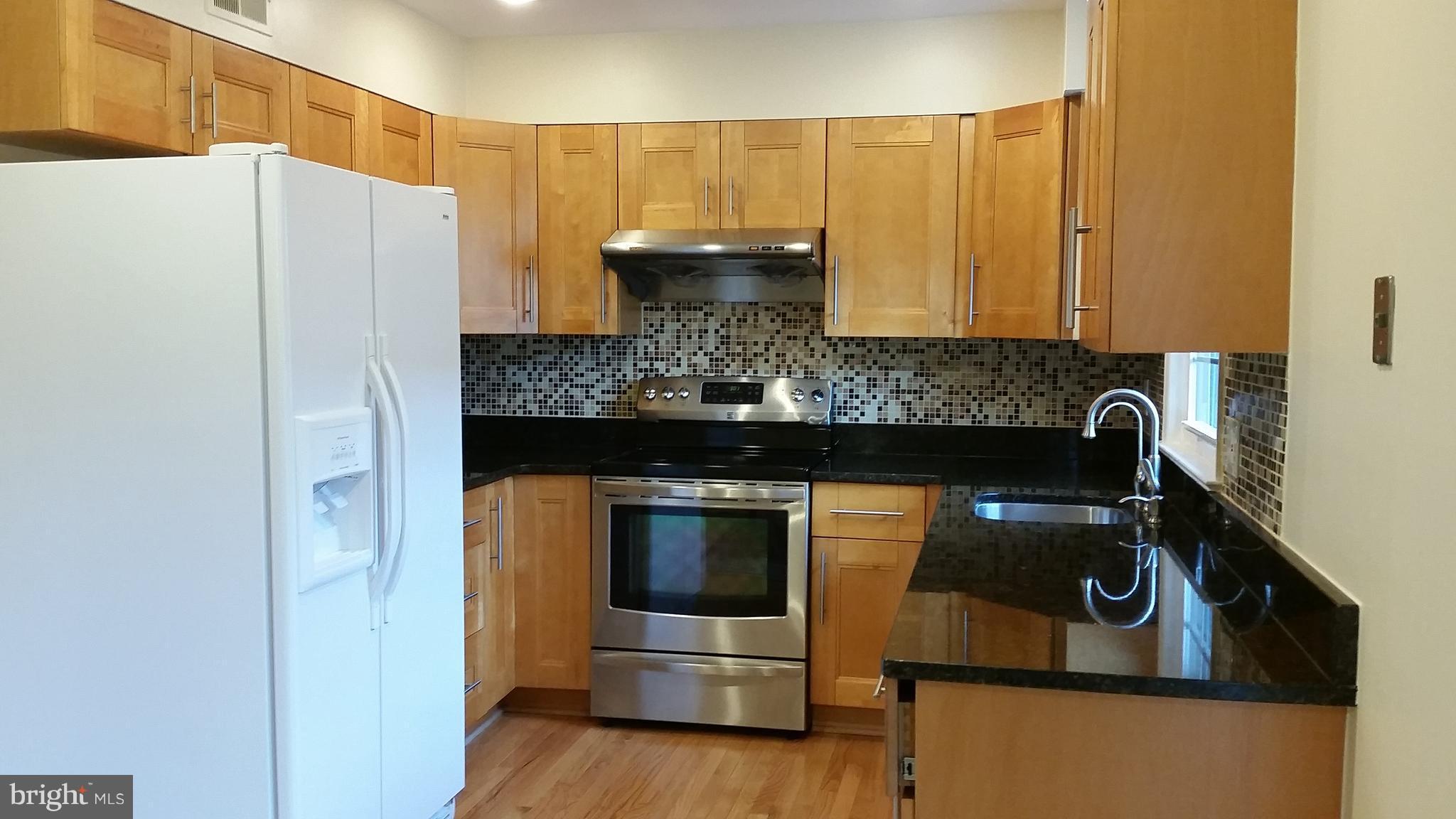 ROYAL COURT - Residential Lease