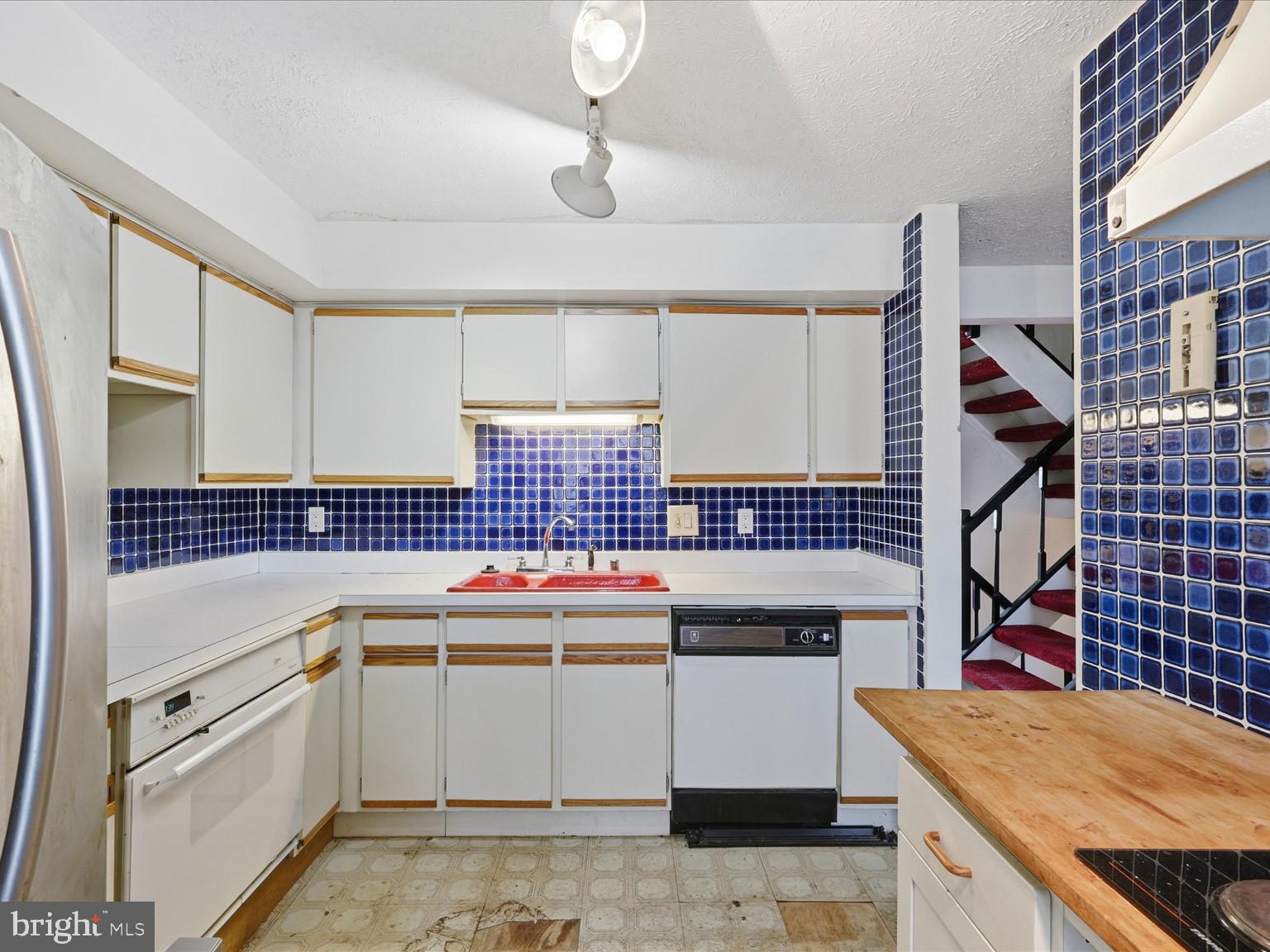 ROLLINGWOOD VILLAGE - Residential