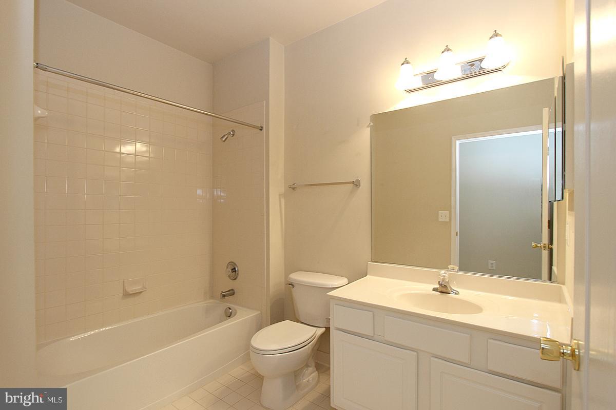 BELMONT BAY - Residential