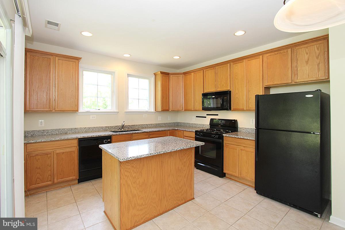 BELMONT BAY - Residential