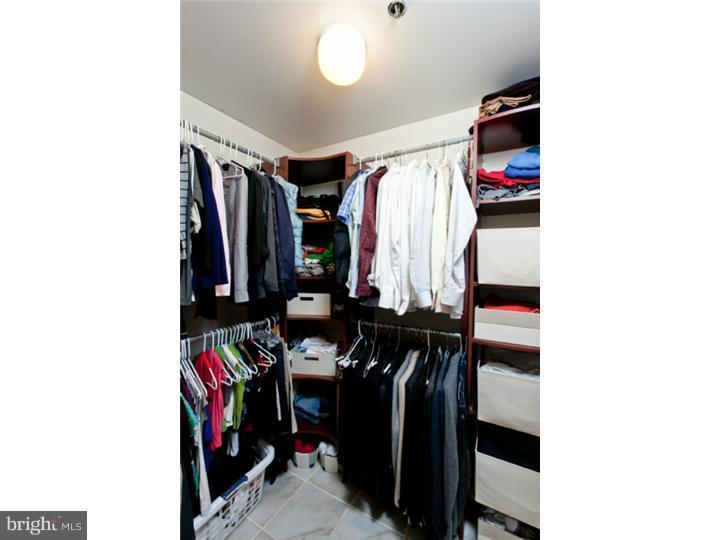 OLD CITY - Residential Lease