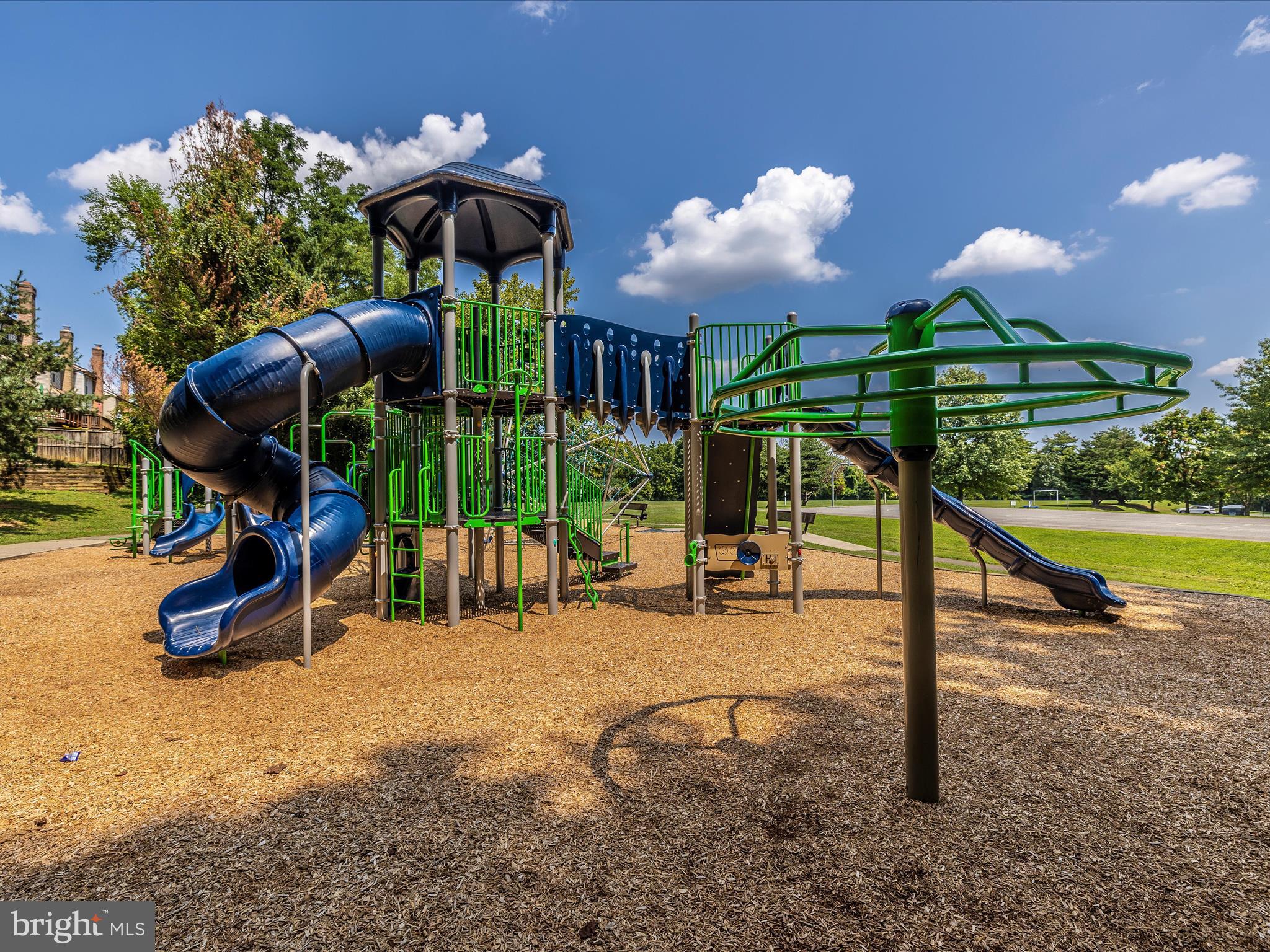 BENTLEY PLACE - Residential