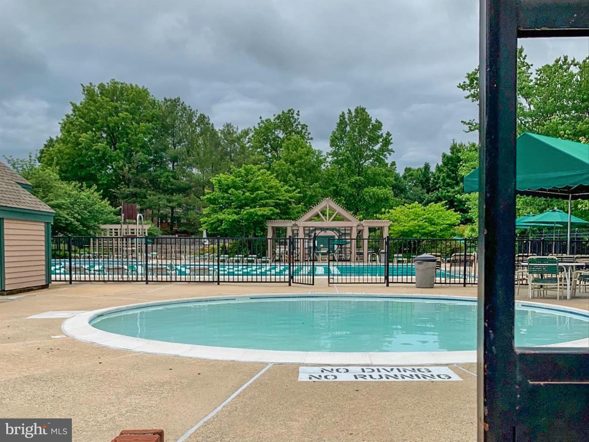 BENTLEY PLACE - Residential