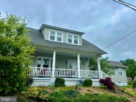 39 E 2ND AVENUE RUNNEMEDE NJ 08078