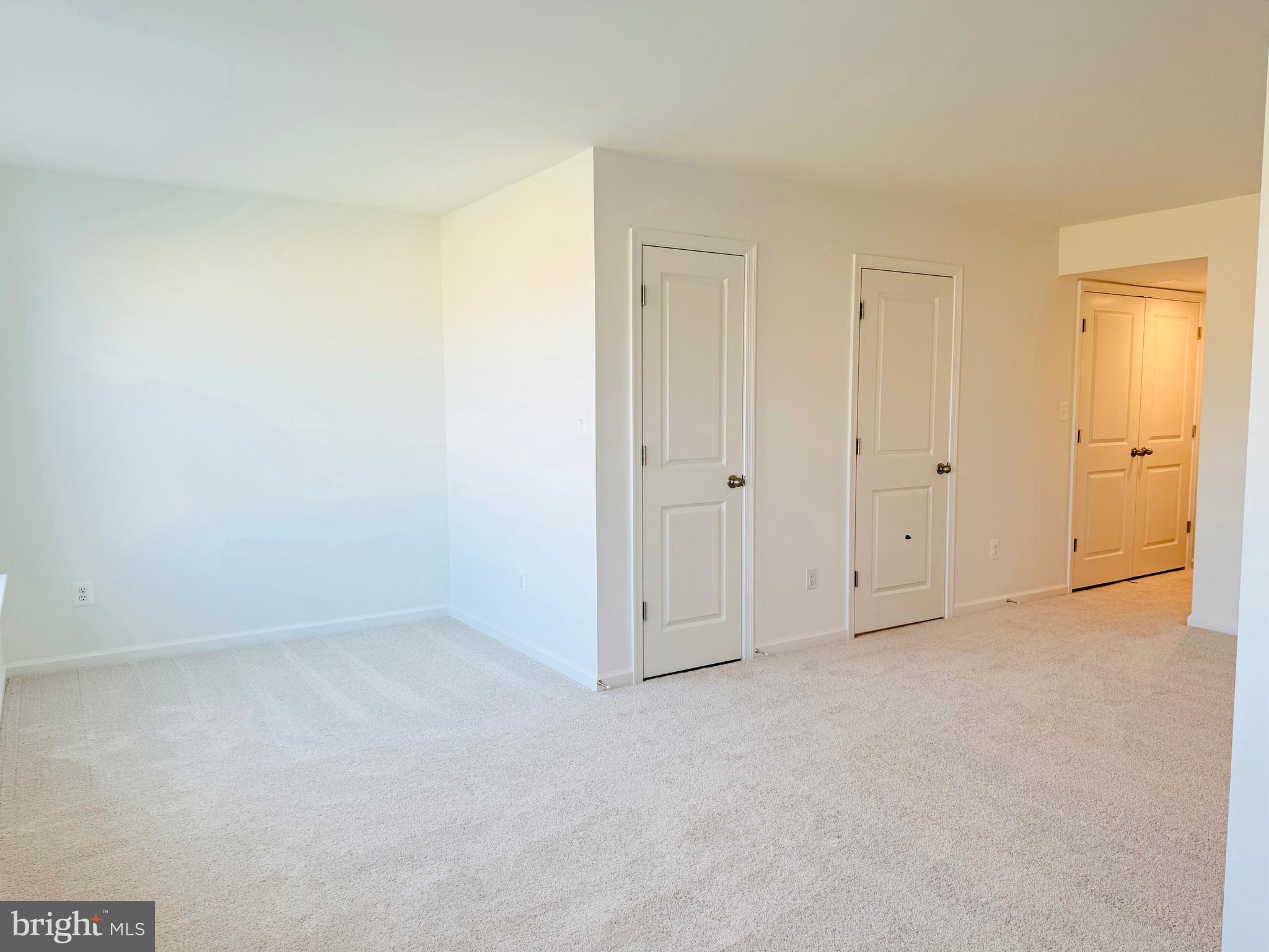 KING'S CROSSING - Residential Lease