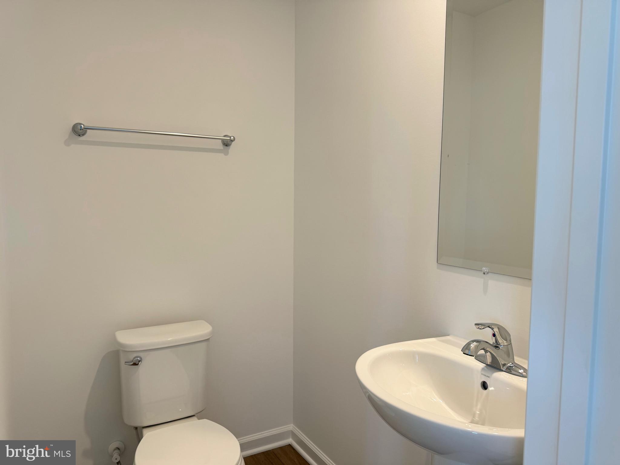 KING'S CROSSING - Residential Lease