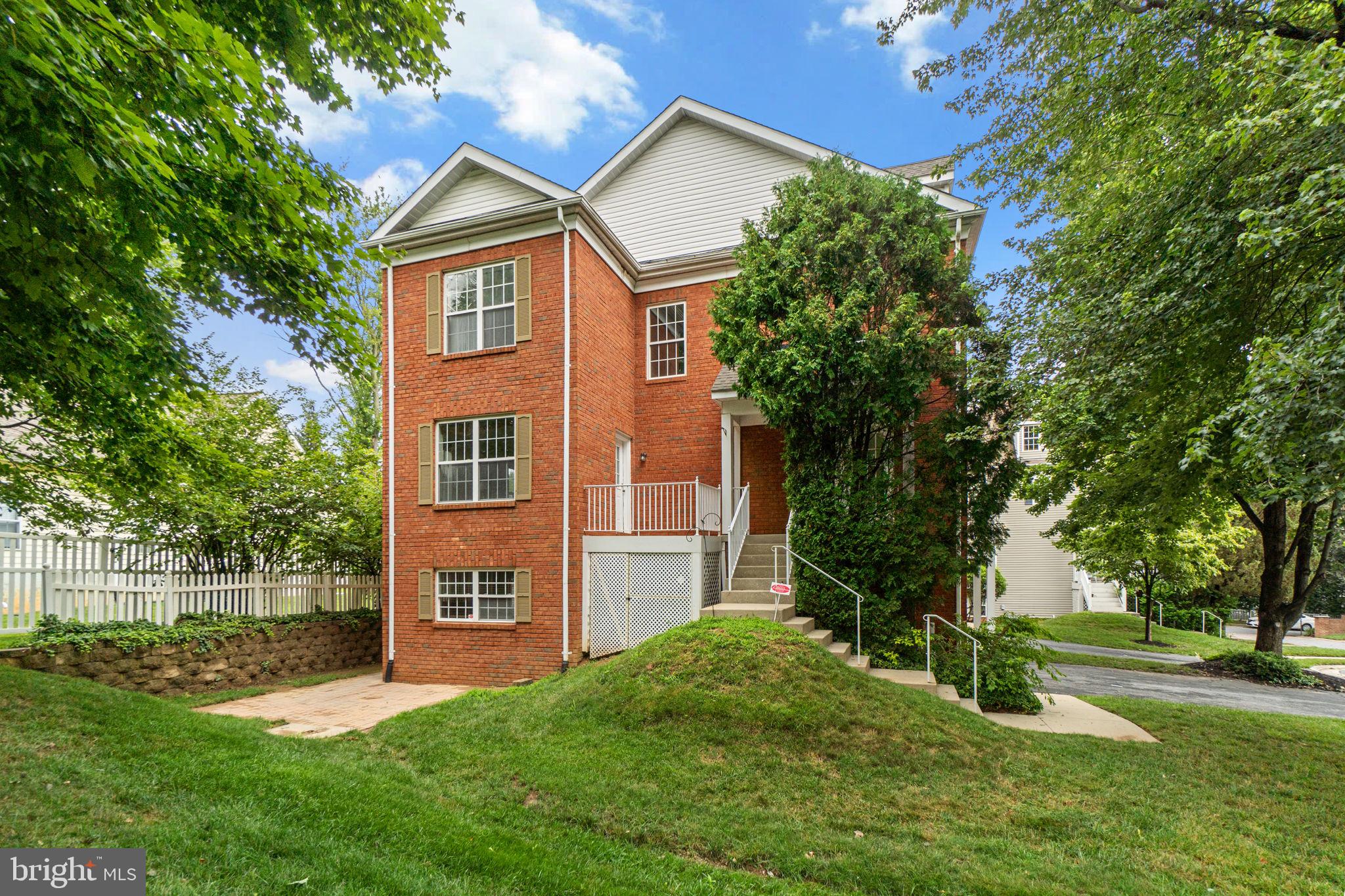 8 LUCY COURT 57