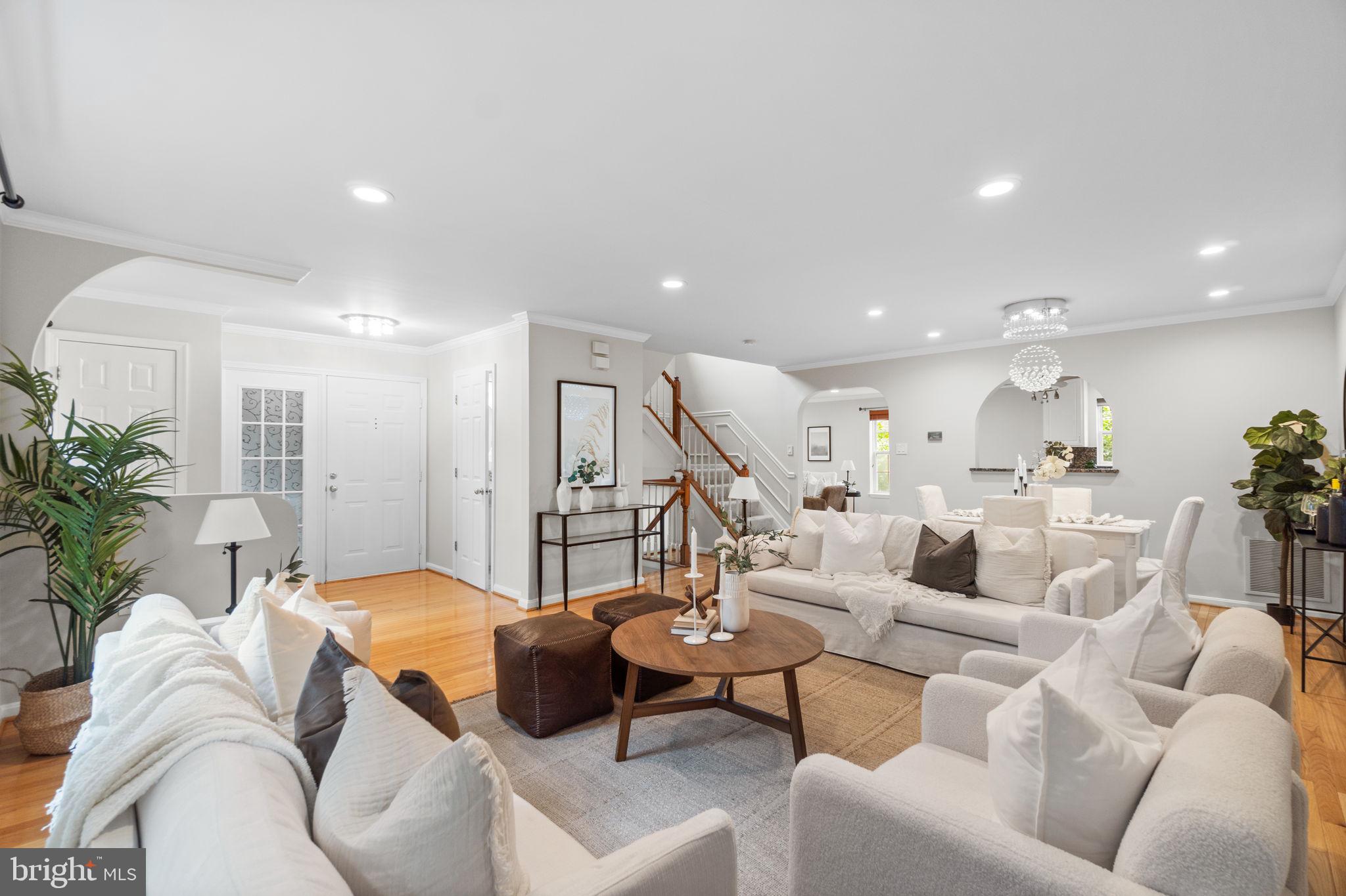 8 LUCY COURT 57