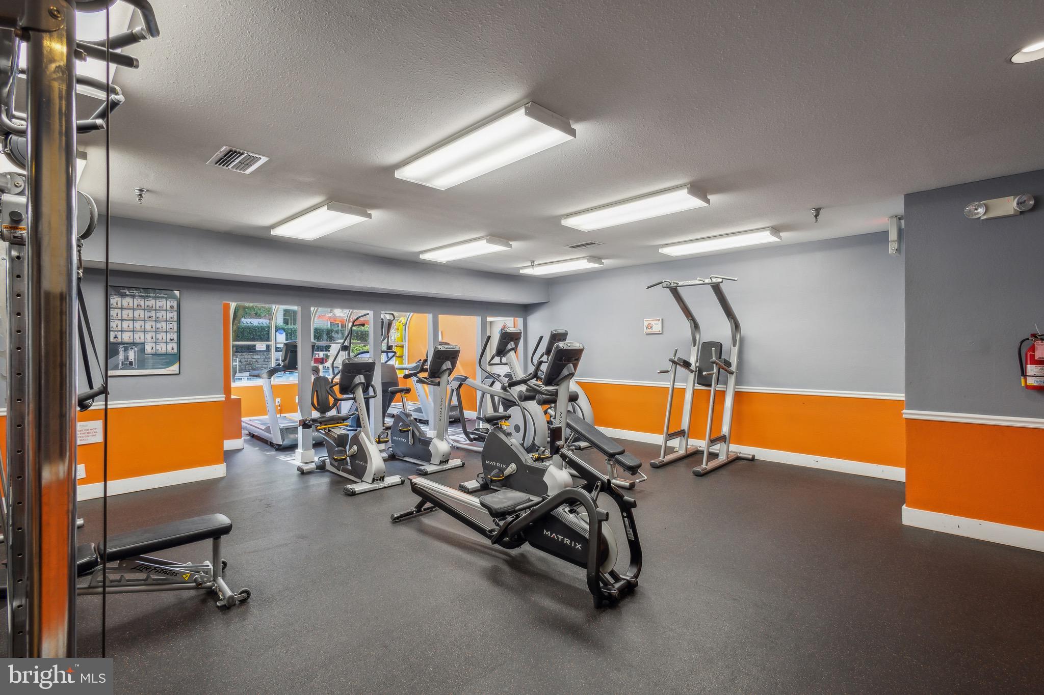 POINTE AT PARK CENTER - Residential