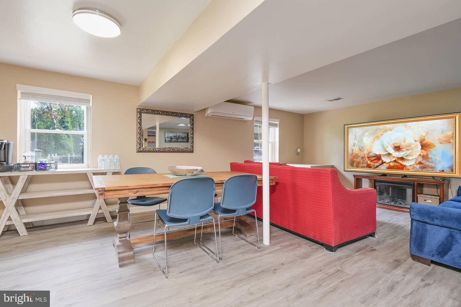 5808 MERIDALE ROAD LOWER-LEVEL UNIT