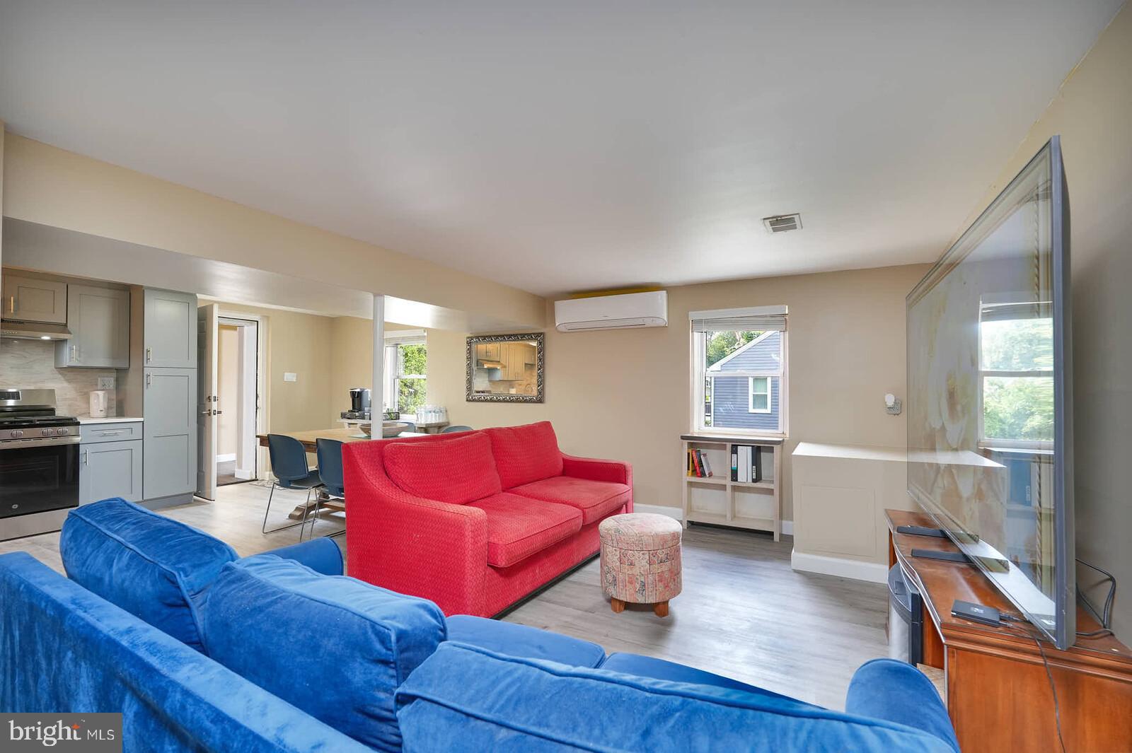 5808 MERIDALE ROAD LOWER-LEVEL UNIT
