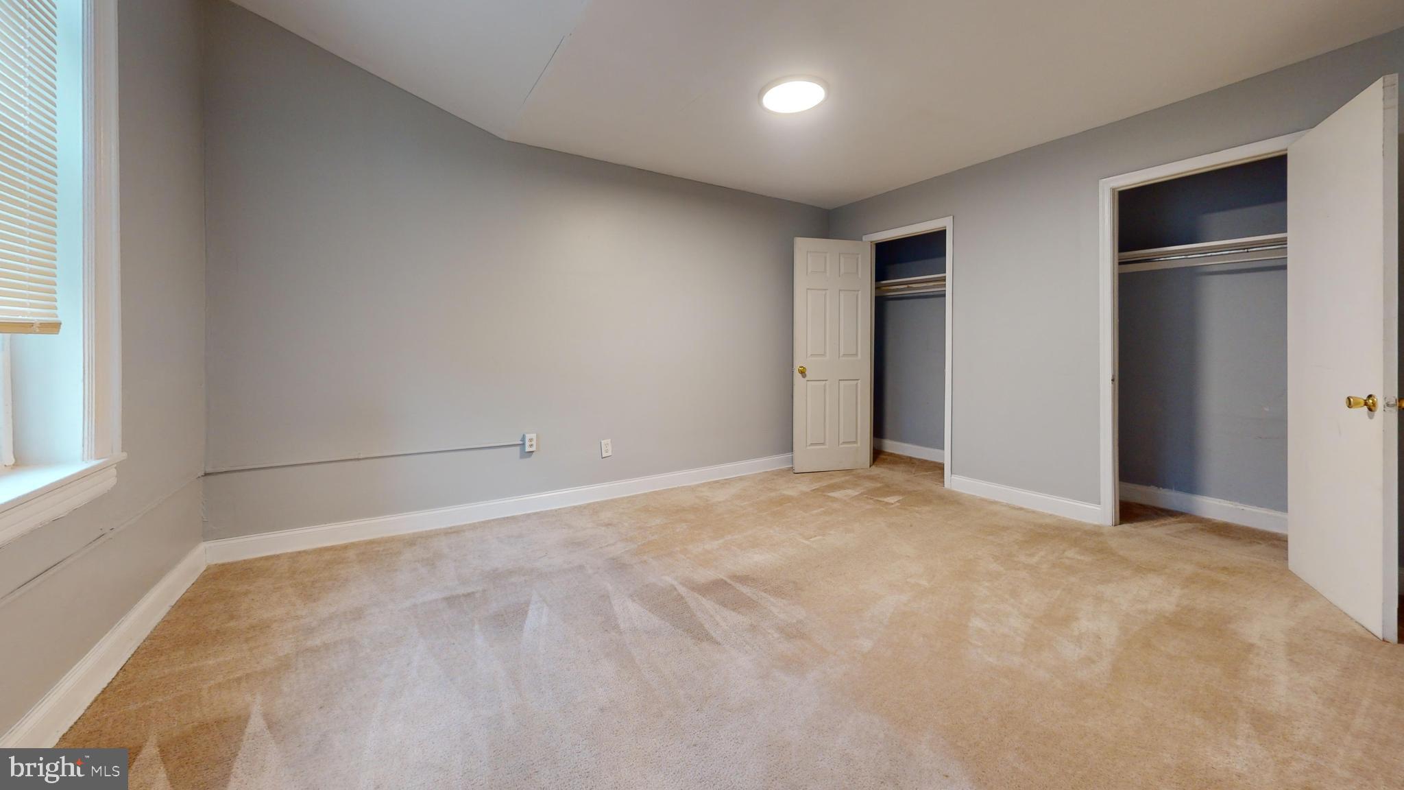 CARROLL PARK - Commercial Sale