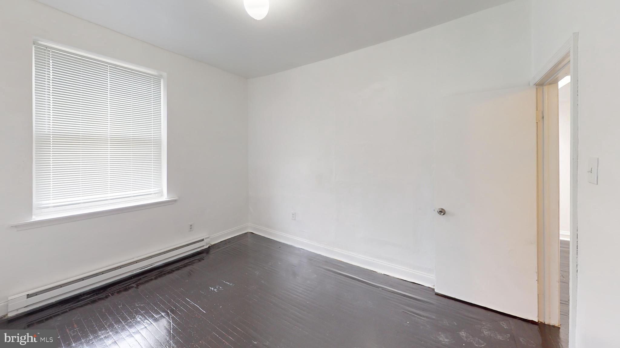 CARROLL PARK - Commercial Sale