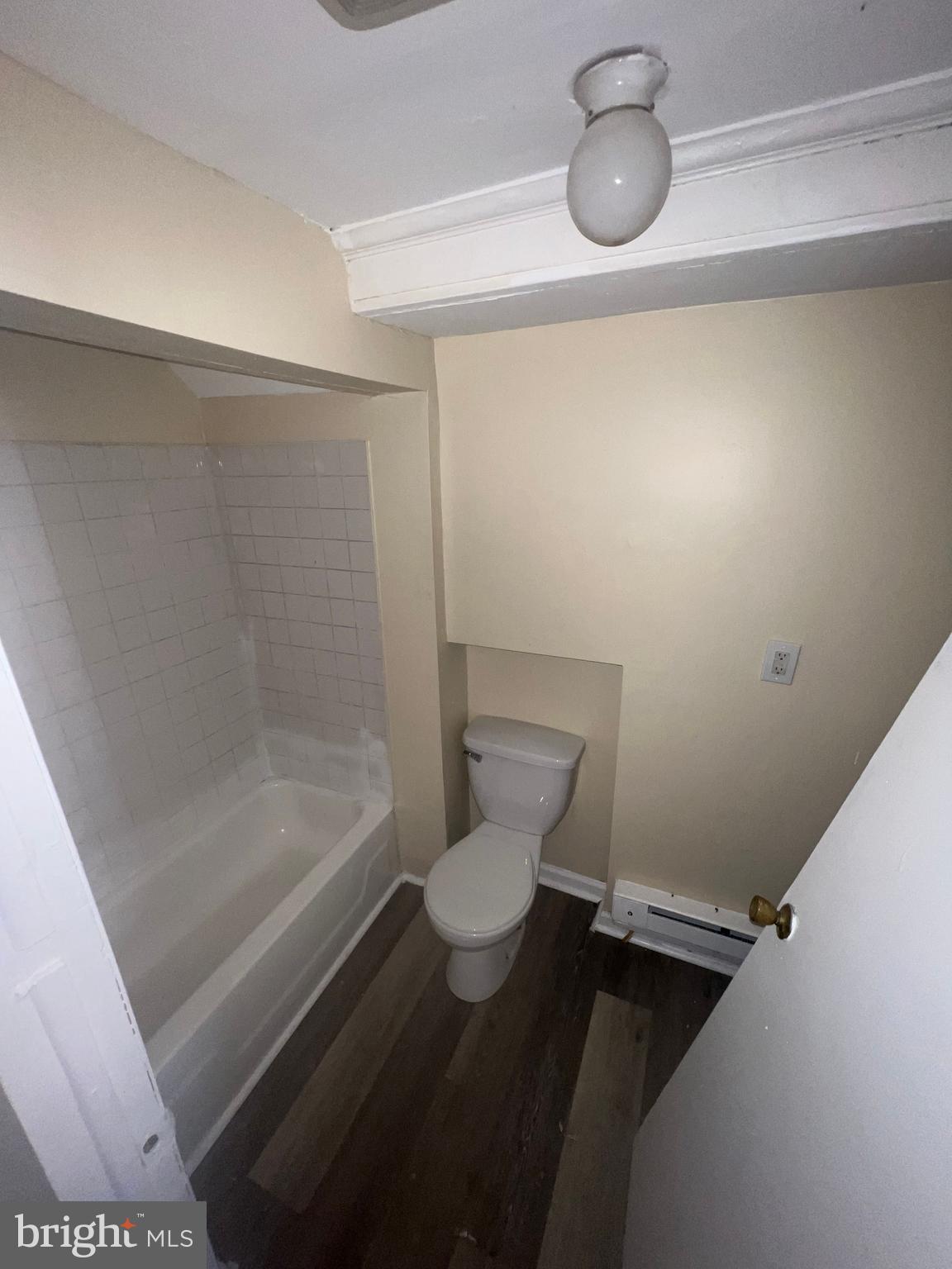 CARROLL PARK - Commercial Sale