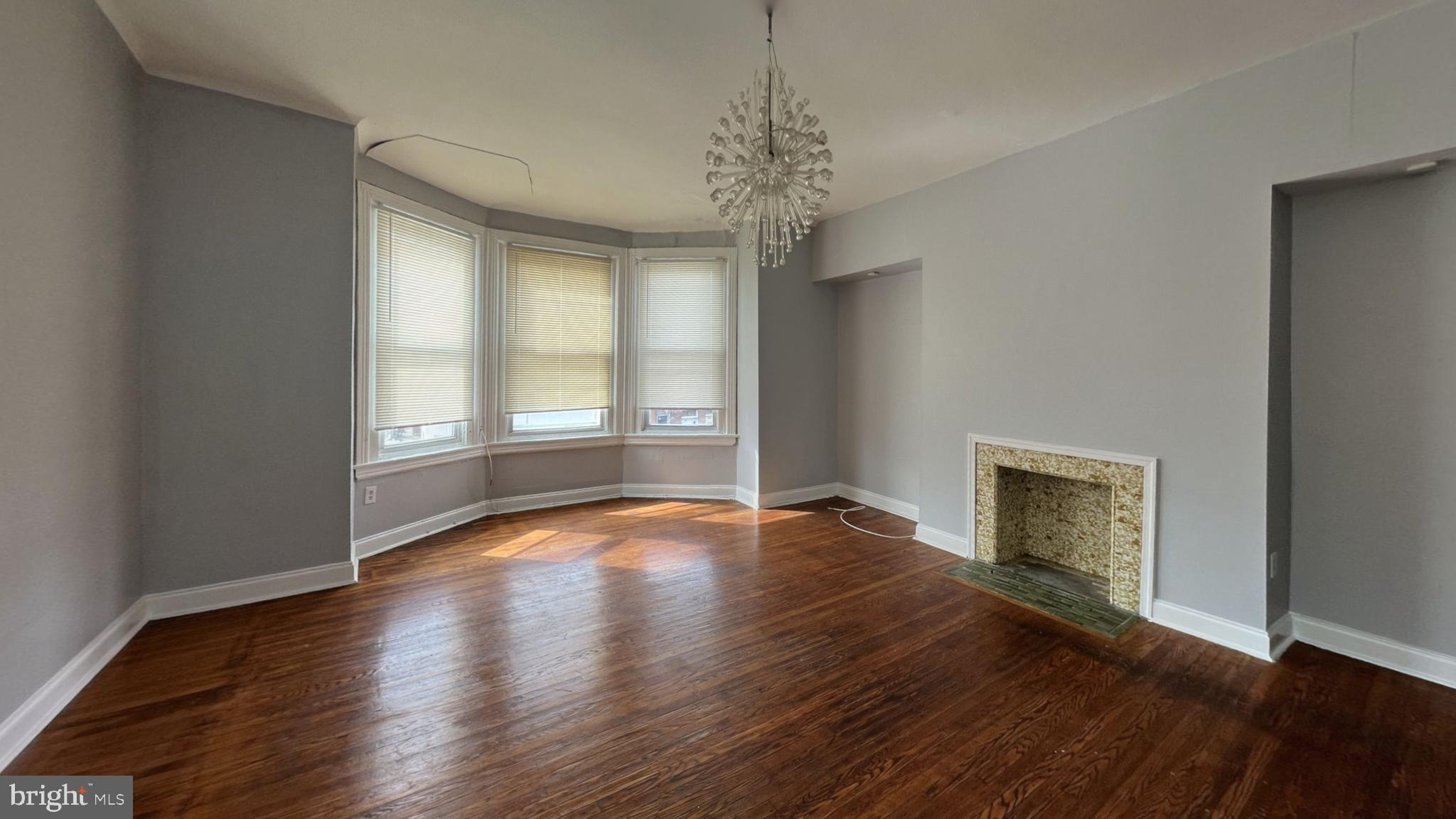 CARROLL PARK - Commercial Sale