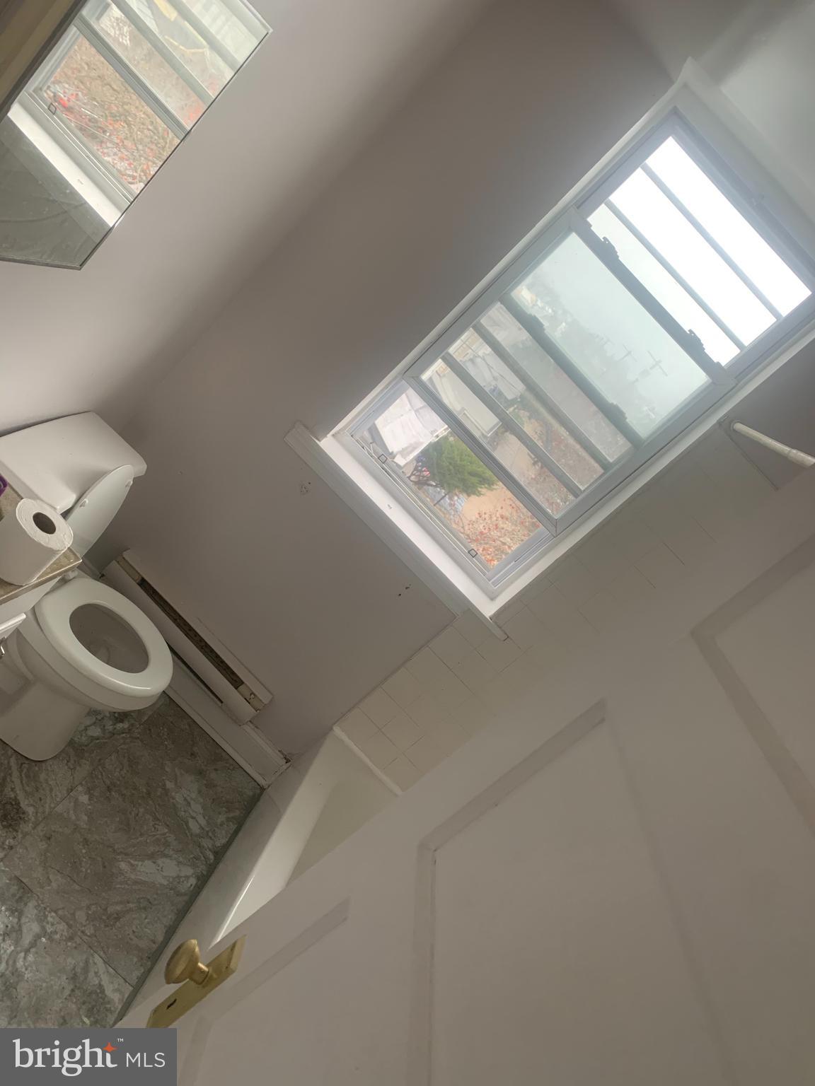 CARROLL PARK - Commercial Sale