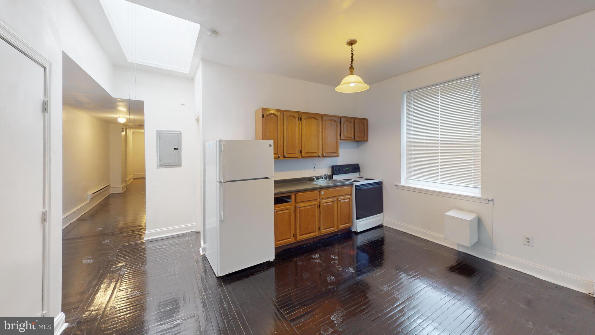 CARROLL PARK - Commercial Sale