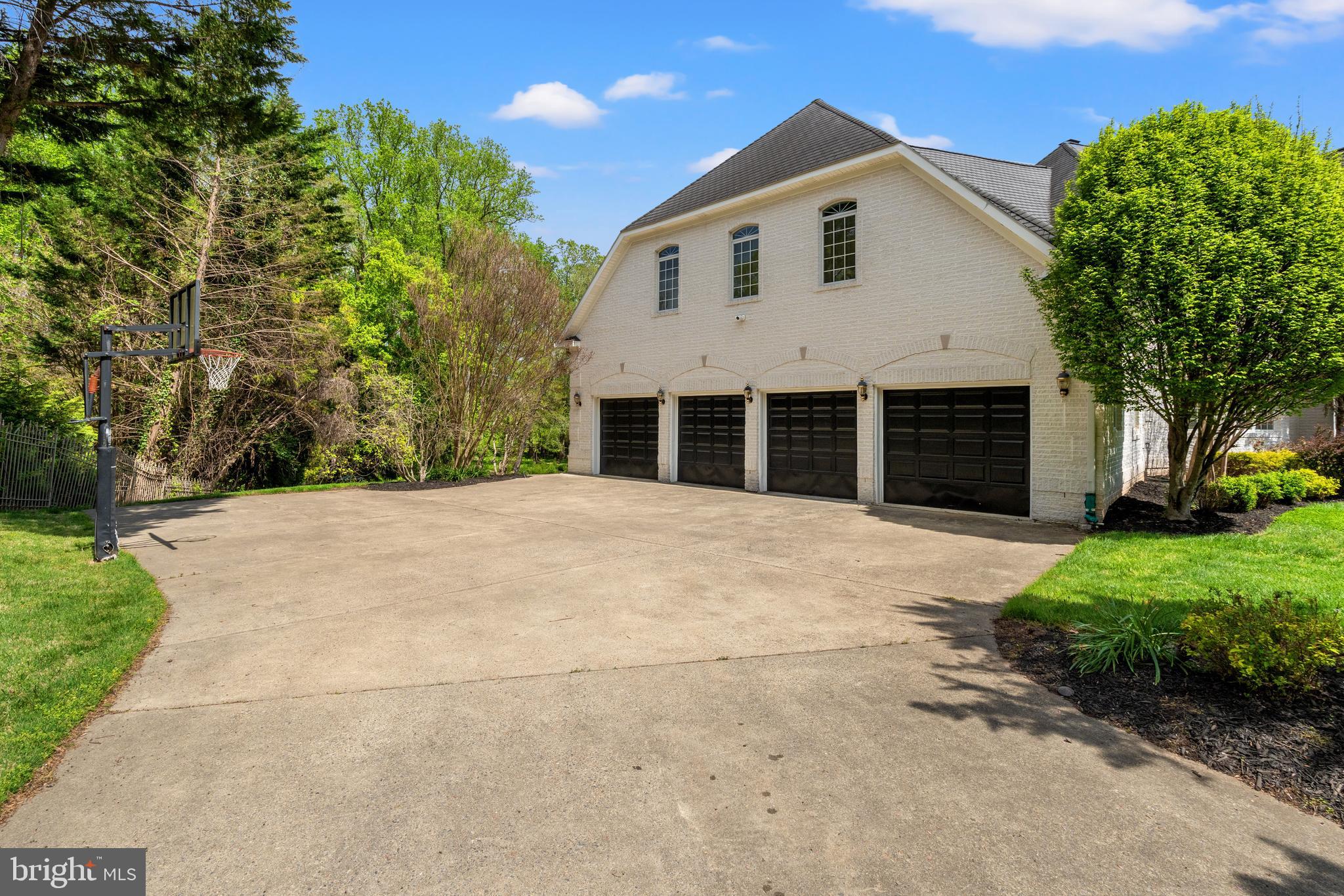 POTOMAC RANCH - Residential