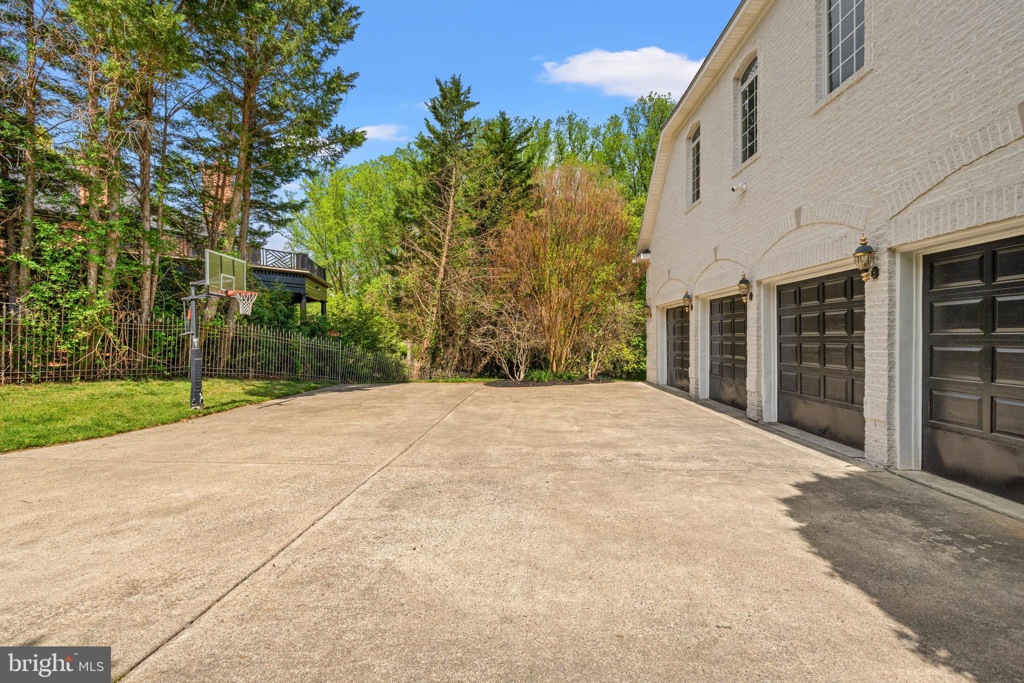 POTOMAC RANCH - Residential