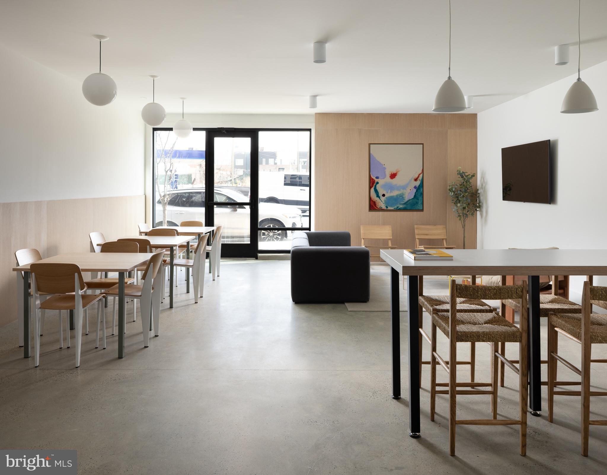 EAST KENSINGTON - Residential Lease