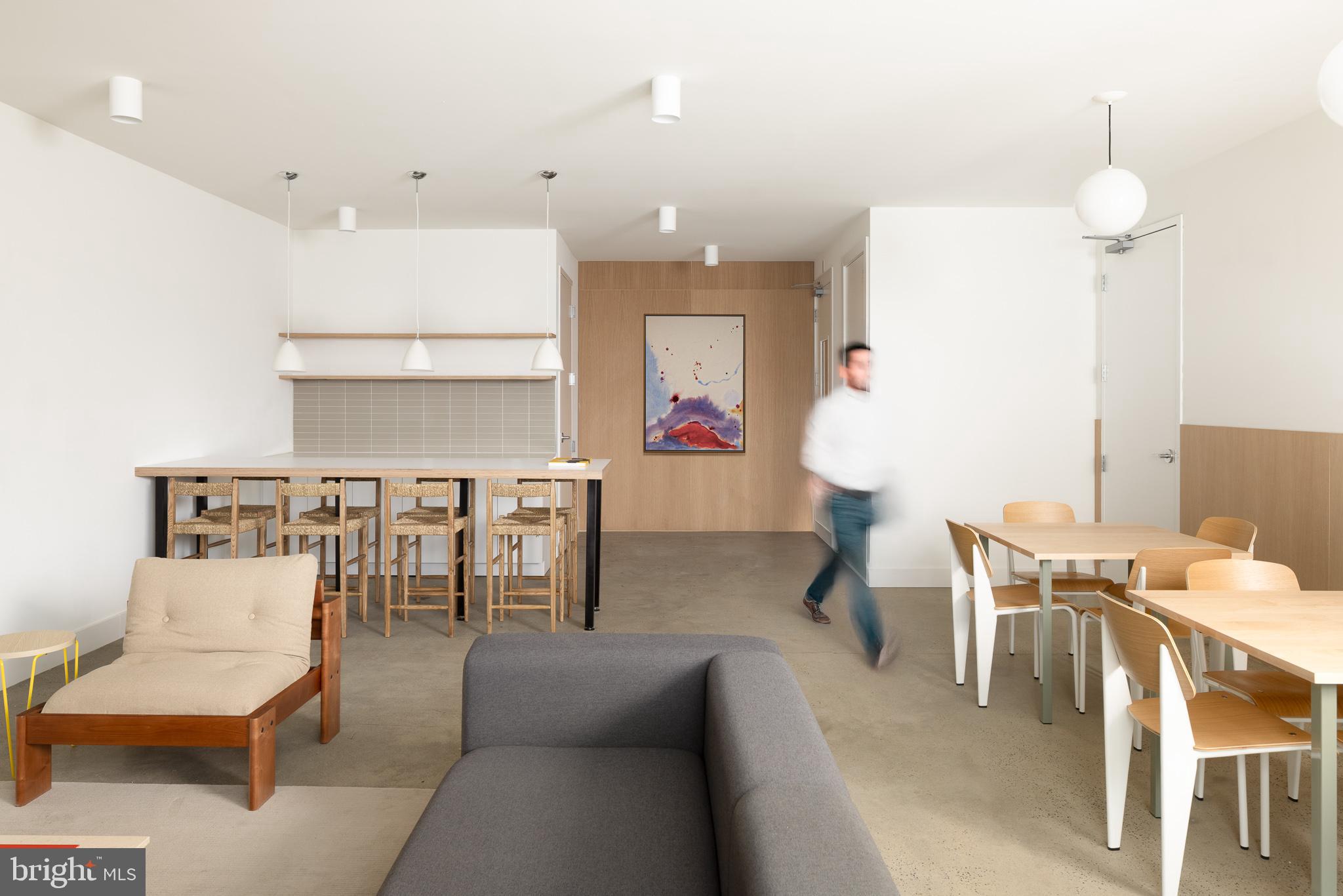 EAST KENSINGTON - Residential Lease