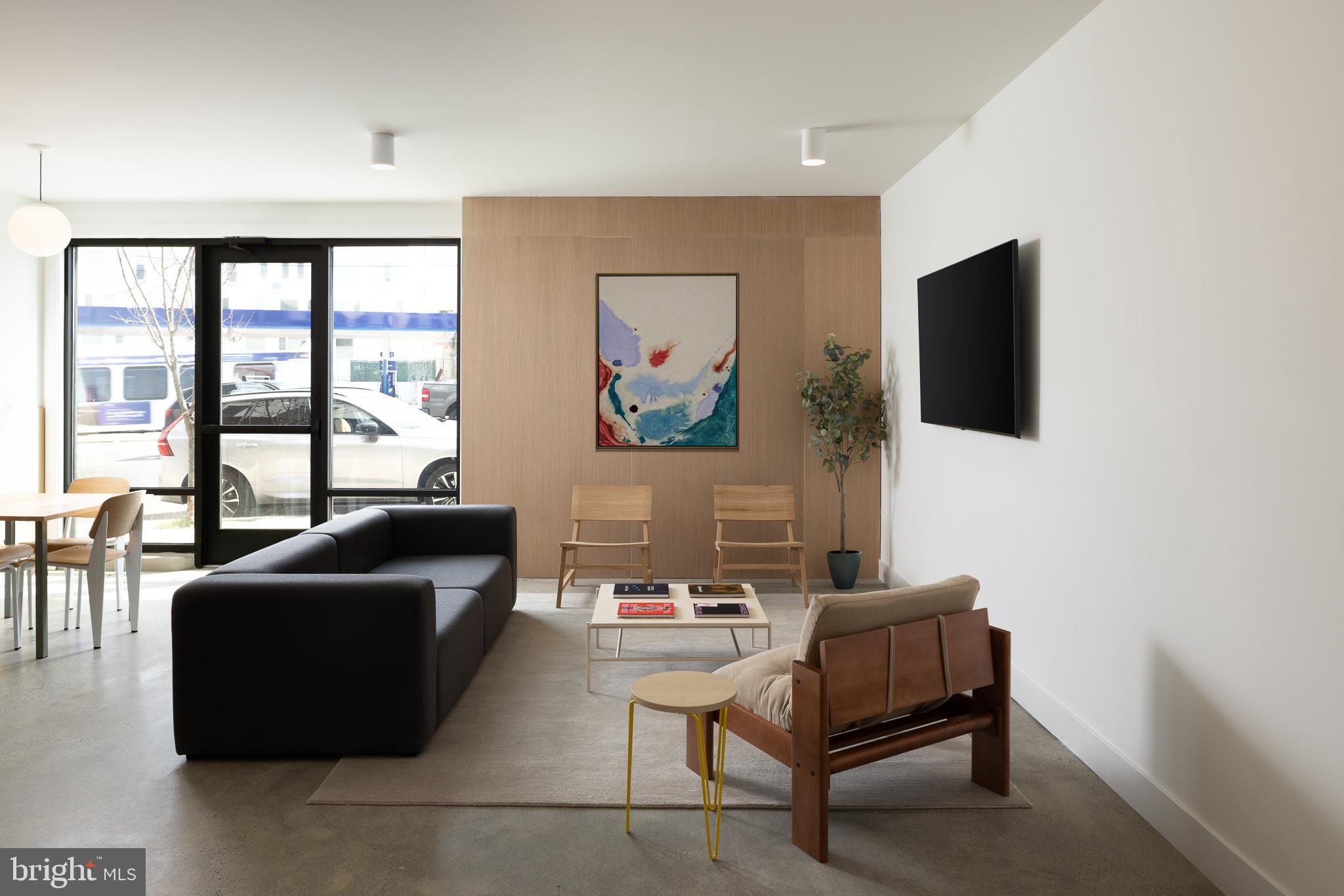 EAST KENSINGTON - Residential Lease