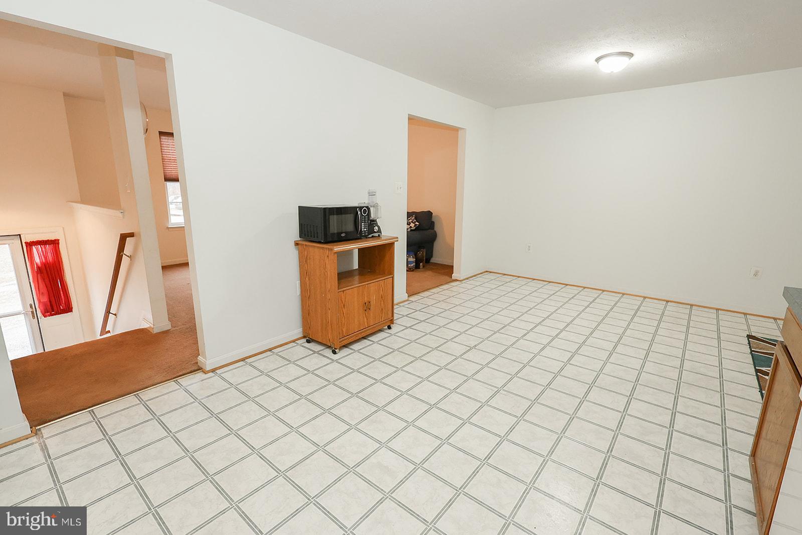 IDA LAVENDER ESTATE - Residential