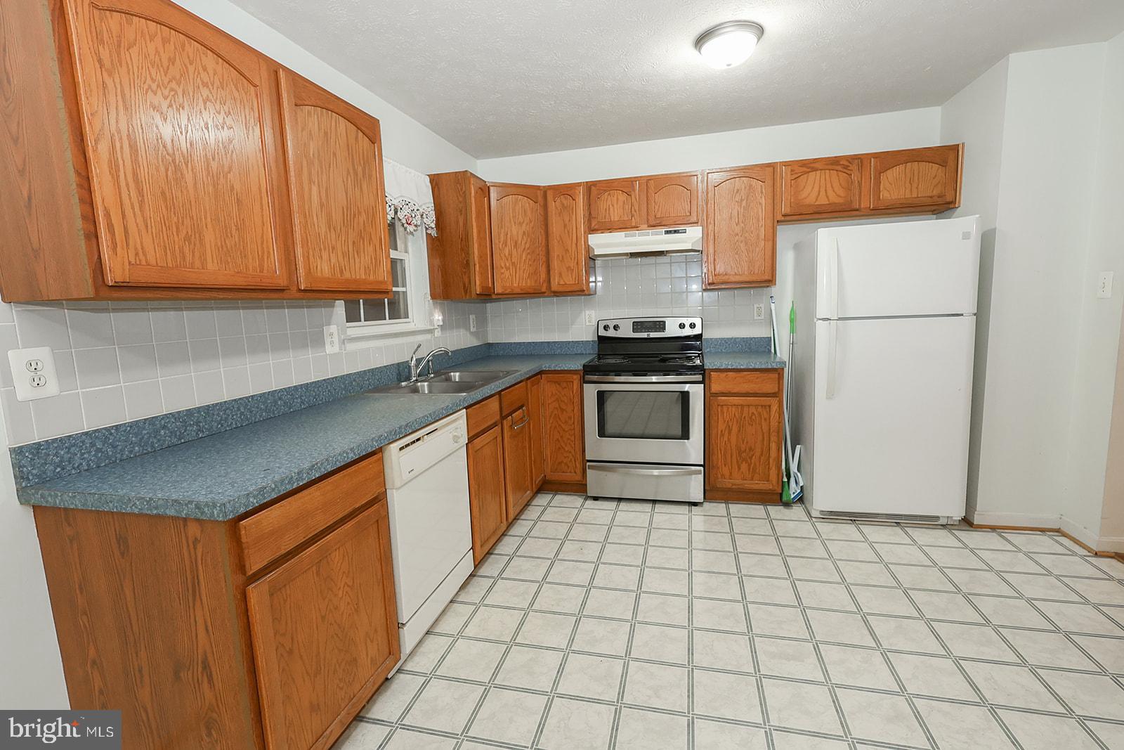 IDA LAVENDER ESTATE - Residential