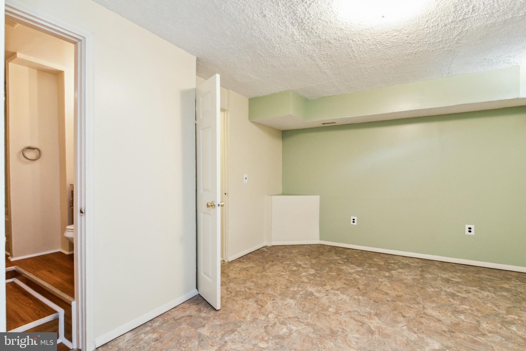 WOODSTONE - Residential