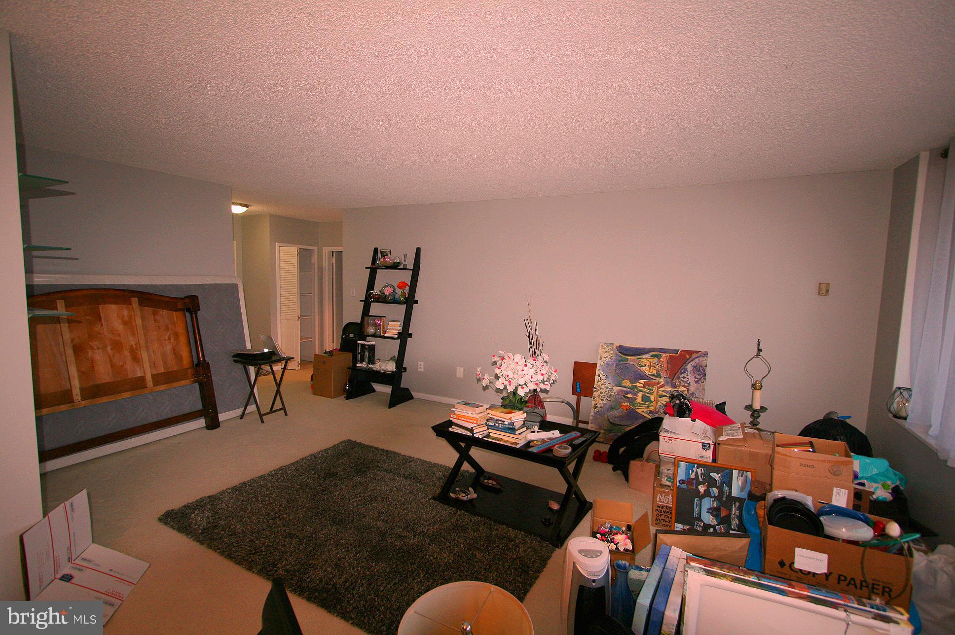 SKYLINE PLAZA - Residential Lease