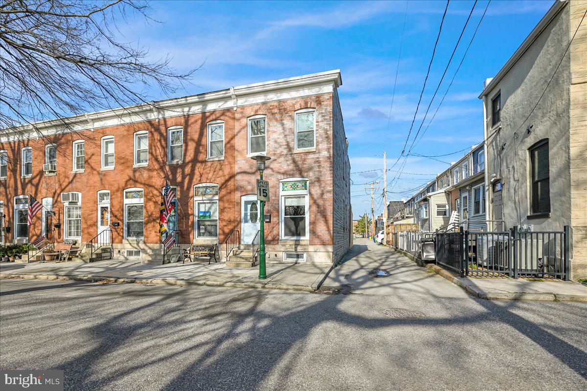 1500 LATROBE PARK TERRACE