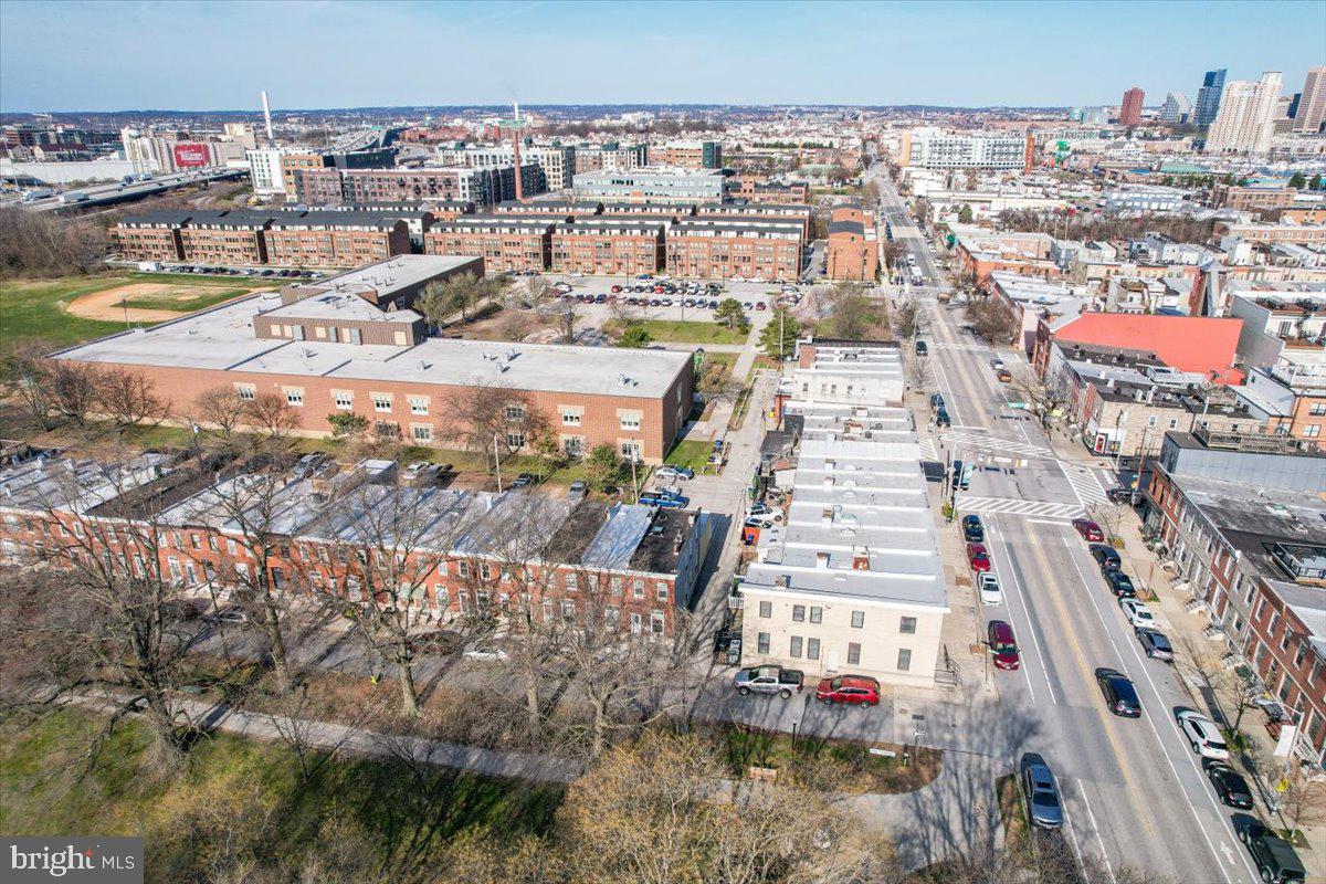 LOCUST POINT - Residential